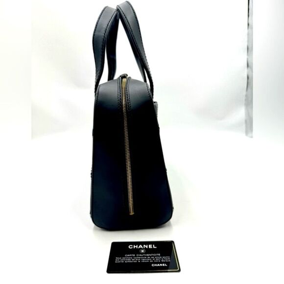 Auth Chanel Black Matte Leather Wild Stitch Surpique Medium Zip Around Tote Bag - Picture 8 of 16